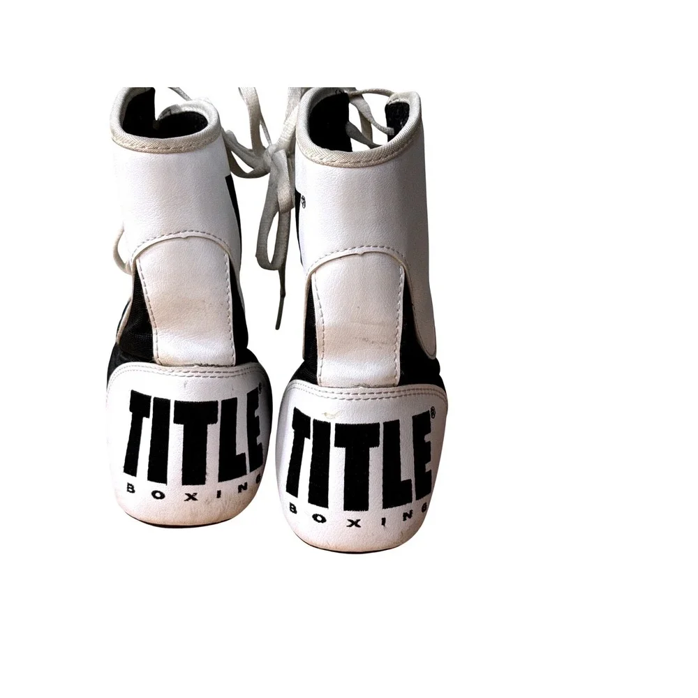 TITLE Boxing Speed Flex Boxing Shoes Boys Size 2 White &‎ Black Train Spar Box